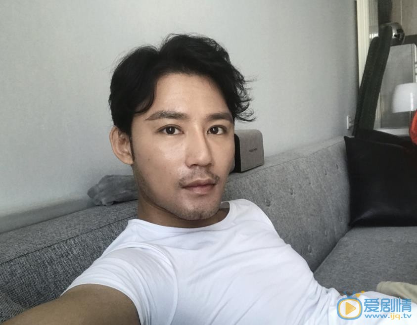高凯元生活照 高凯元高清写真_高凯元高清剧照