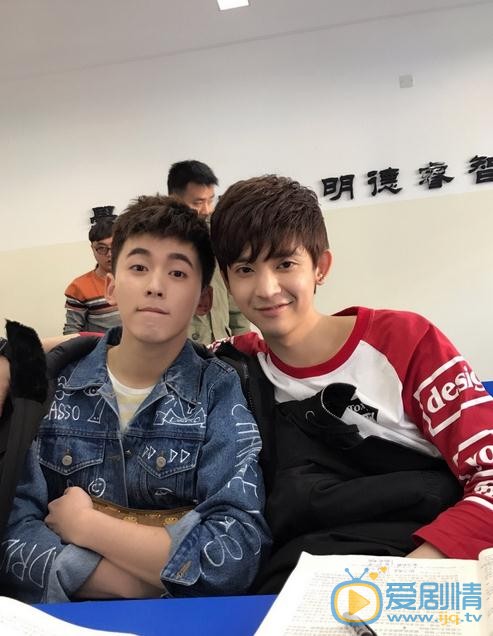 柴格与人合照 柴格高清写真_柴格高清剧照