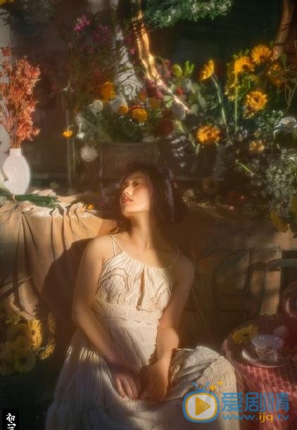 陆琦蔚花儿写真 陆琦蔚高清写真_陆琦蔚高清剧照