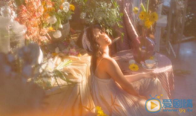 陆琦蔚花儿写真 陆琦蔚高清写真_陆琦蔚高清剧照