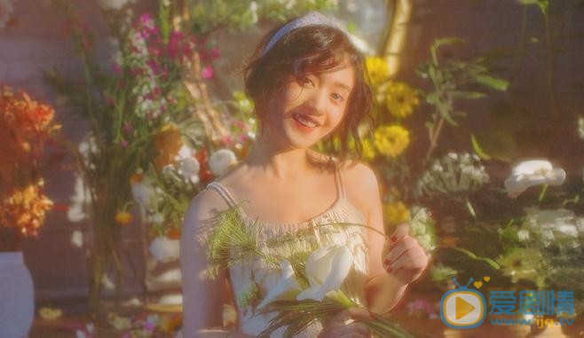陆琦蔚花儿写真 陆琦蔚高清写真_陆琦蔚高清剧照