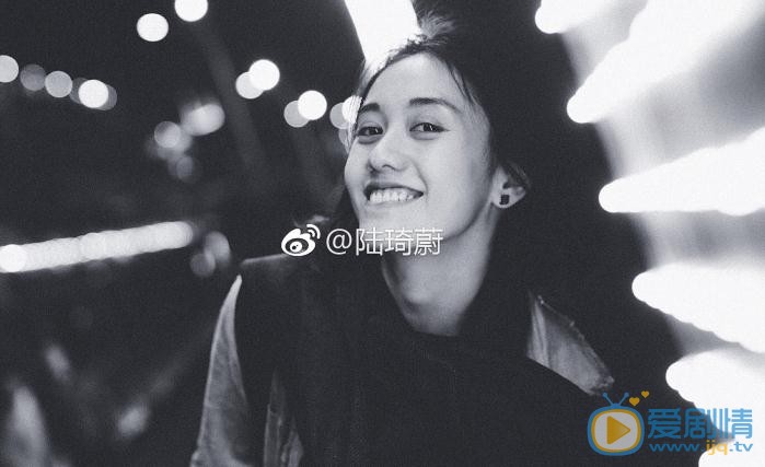 陆琦蔚黑色写真 陆琦蔚高清写真_陆琦蔚高清剧照