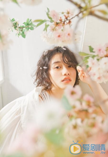陆琦蔚花儿写真 陆琦蔚高清写真_陆琦蔚高清剧照