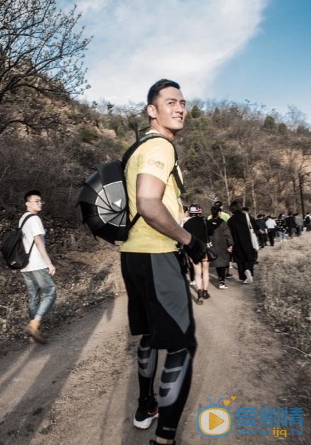 顾又铭马拉松照 顾又铭高清写真_顾又铭高清剧照