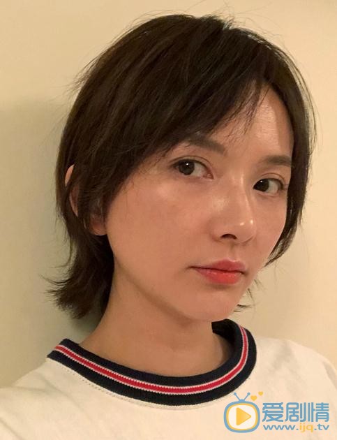 李依玲生活照 李依玲高清写真_李依玲高清剧照