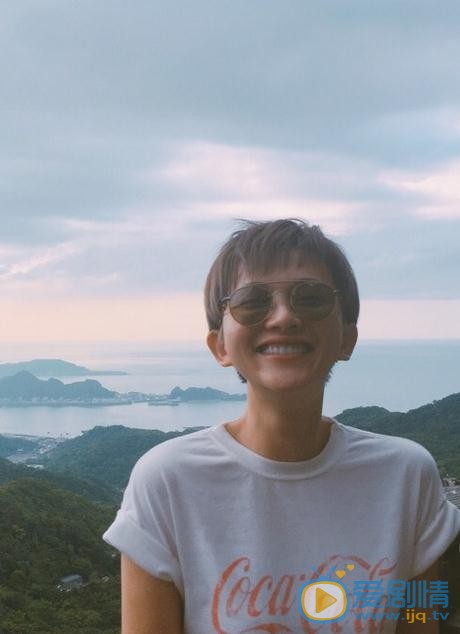 李依玲清新动感写真 李依玲高清写真_李依玲高清剧照