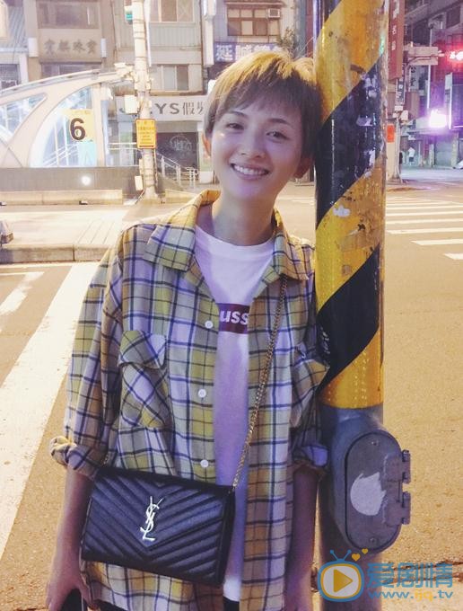李依玲清新动感写真 李依玲高清写真_李依玲高清剧照