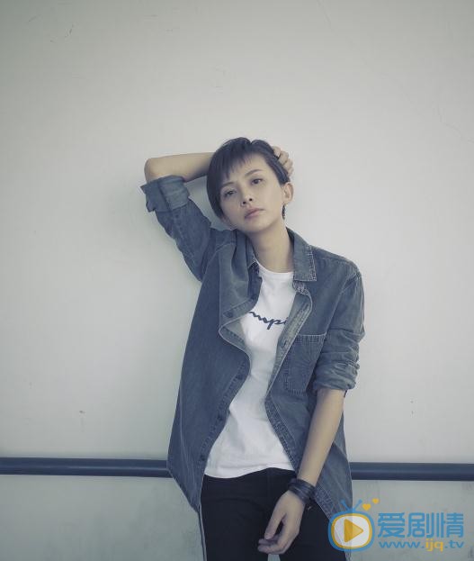 李依玲清新动感写真 李依玲高清写真_李依玲高清剧照