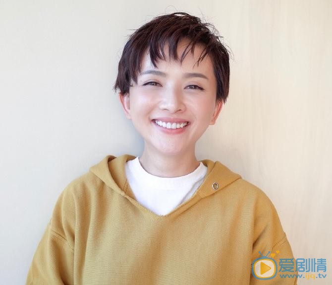 李依玲生活照 李依玲高清写真_李依玲高清剧照