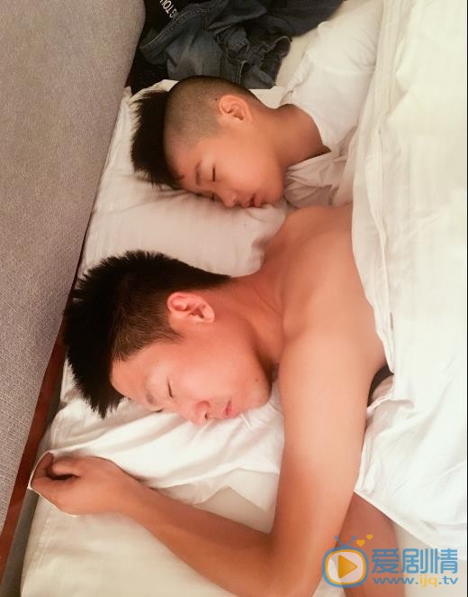 董李无忧家人合照 董李无忧高清写真_董李无忧高清剧照