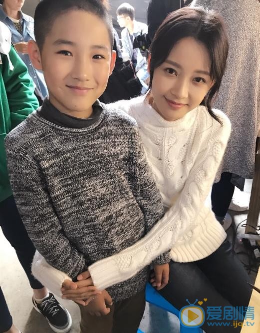 董李无忧明星合照 董李无忧高清写真_董李无忧高清剧照