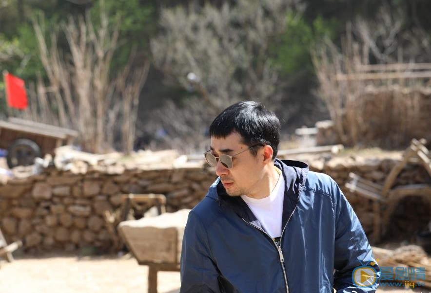 胡译仁旅行照 胡译仁高清写真_胡译仁高清剧照
