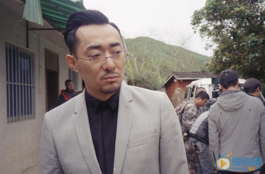 胡译仁现代剧照合集 胡译仁高清写真_胡译仁高清剧照