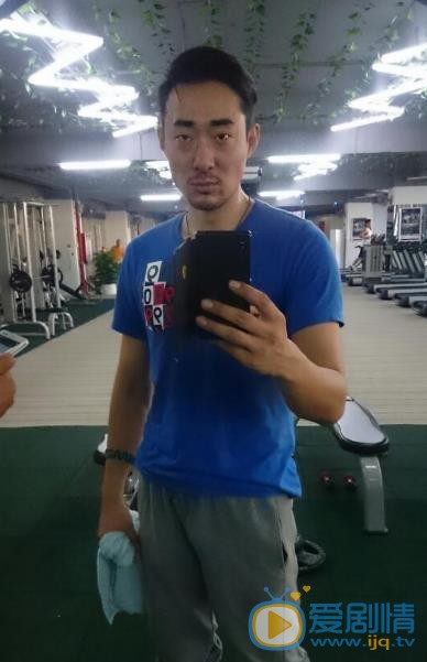 胡译仁生活照 胡译仁高清写真_胡译仁高清剧照