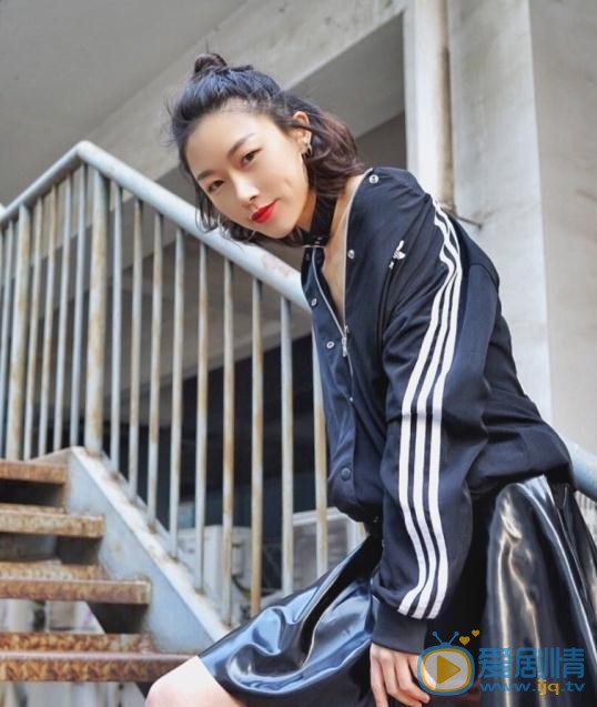 刘洛汐街拍写真 刘洛汐高清写真_刘洛汐高清剧照