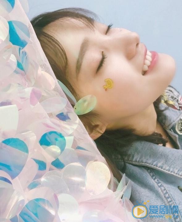 洪佳宁花儿写真 洪佳宁高清写真_洪佳宁高清剧照