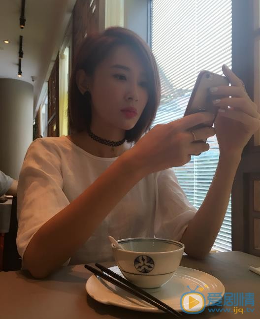 吕夏葳素颜照 吕夏葳高清写真_吕夏葳高清剧照