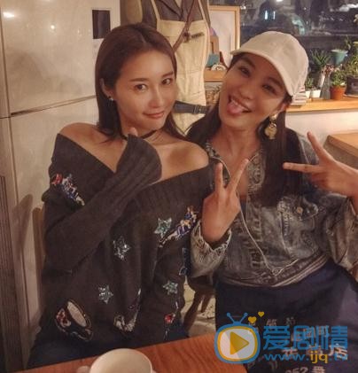 鲍丹与人合照 鲍丹高清写真_鲍丹高清剧照