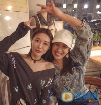 鲍丹与人合照 鲍丹高清写真_鲍丹高清剧照