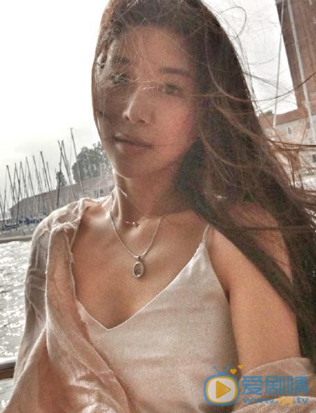 鲍丹生活照 鲍丹高清写真_鲍丹高清剧照