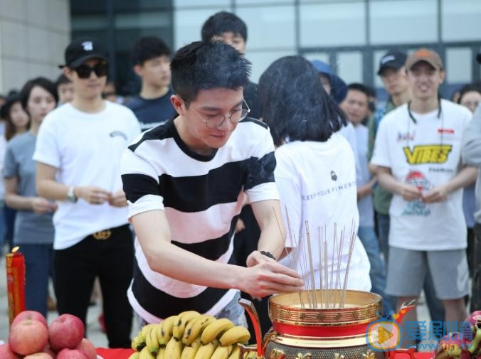 陈博豪开机照 陈博豪高清写真_陈博豪高清剧照