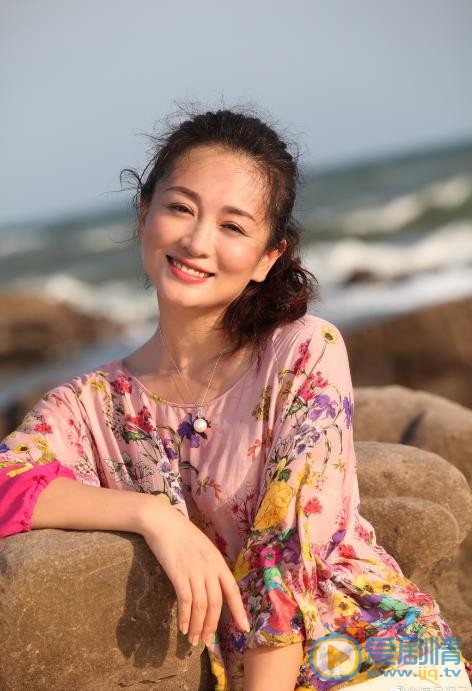 涓子时尚街拍照 涓子高清写真_涓子高清剧照