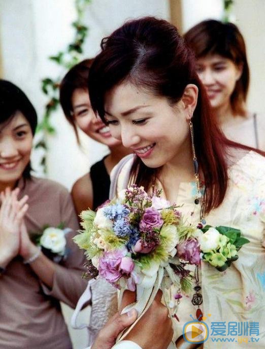 郑秀文《恋上你的床》剧照 郑秀文高清写真_郑秀文高清剧照