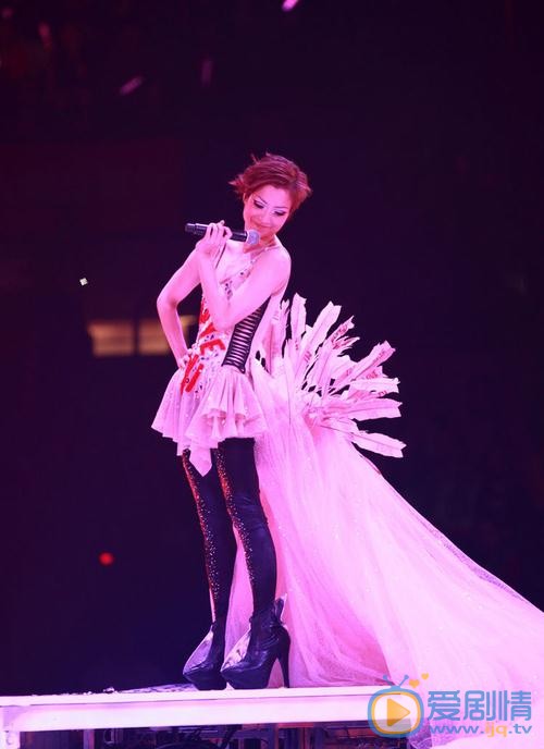 郑秀文演唱会照 郑秀文高清写真_郑秀文高清剧照