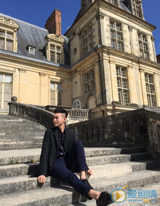 刘文翰街拍旅行照 刘文翰高清写真_刘文翰高清剧照