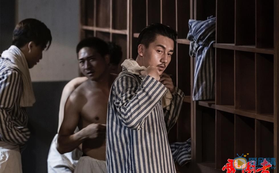 爱国者侯啸天剧照 