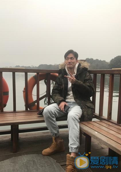 张峻鸣生活照 张峻鸣高清写真_张峻鸣高清剧照