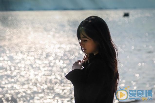 苗青海边写真 苗青高清写真_苗青高清剧照