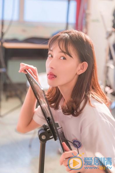 明子煜街拍写真 明子煜高清写真_明子煜高清剧照