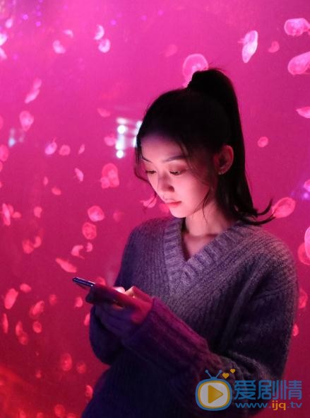 戚砚笛生活照 戚砚笛高清写真_戚砚笛高清剧照