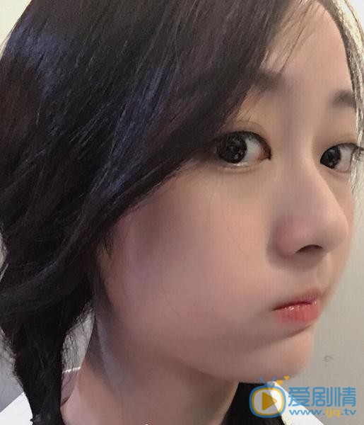 戚砚笛生活照 戚砚笛高清写真_戚砚笛高清剧照