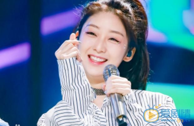 戚砚笛《创造101》节目照 戚砚笛高清写真_戚砚笛高清剧照
