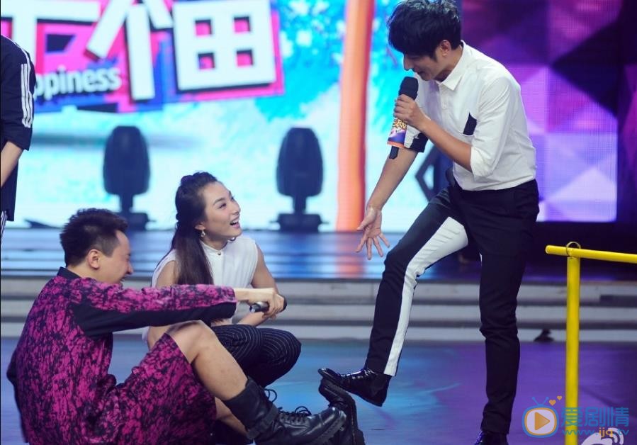 刘璇舞台节目照 刘璇高清写真_刘璇高清剧照