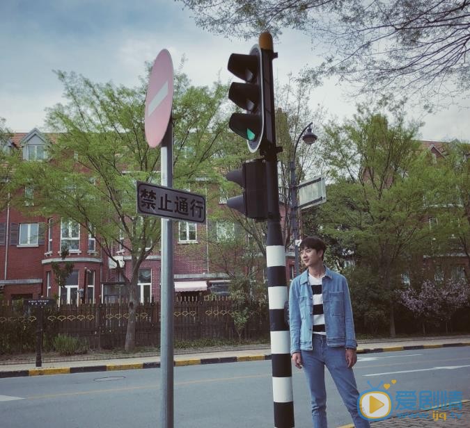 孟子荻旅行大片 孟子荻高清写真_孟子荻高清剧照