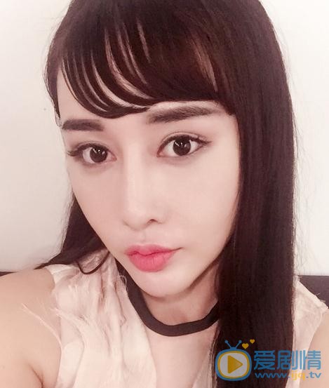 陈美行生活照 陈美行高清写真_陈美行高清剧照