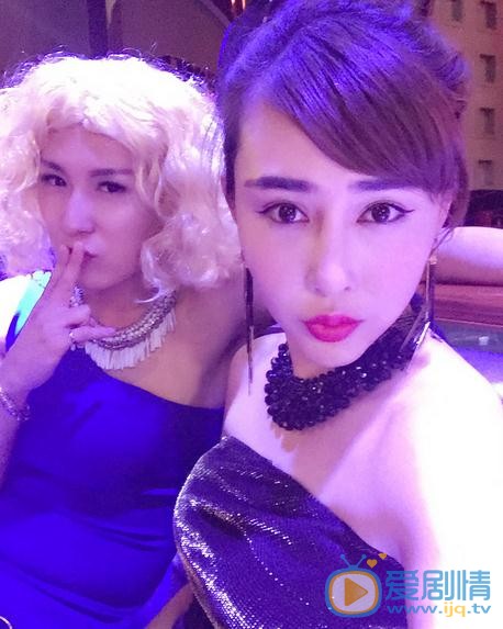 陈美行与人合照 陈美行高清写真_陈美行高清剧照