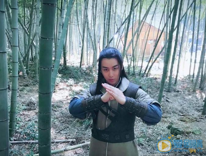 周艺轩片场照 周艺轩高清写真_周艺轩高清剧照