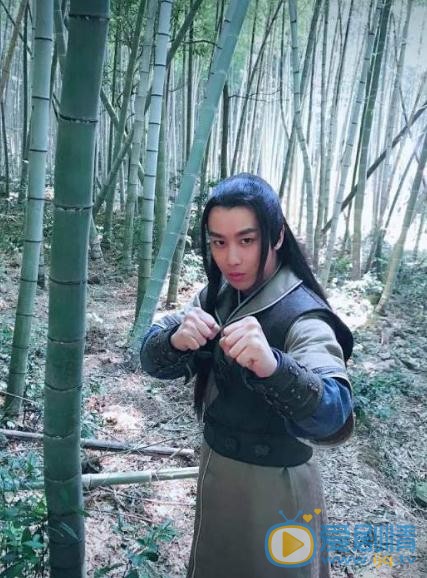 周艺轩片场照 周艺轩高清写真_周艺轩高清剧照