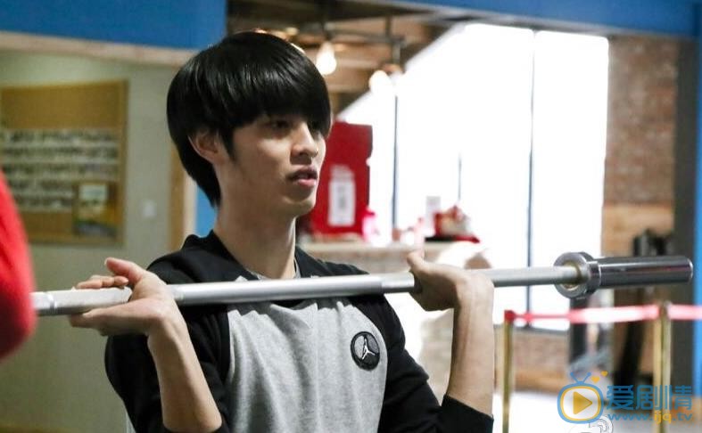 曹佑宁生活照 曹佑宁高清写真_曹佑宁高清剧照