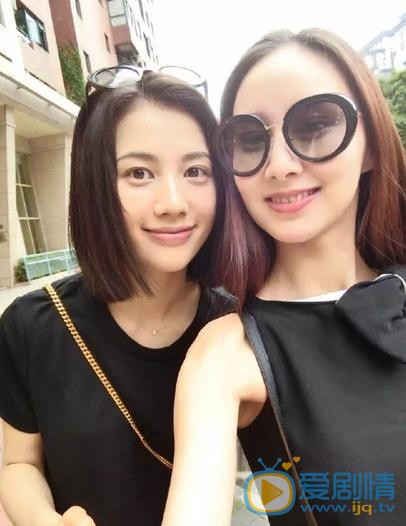 黄露露与人合照 黄露露高清写真_黄露露高清剧照
