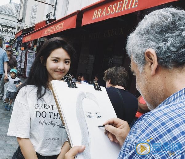 章若楠与人合照 章若楠高清写真_章若楠高清剧照