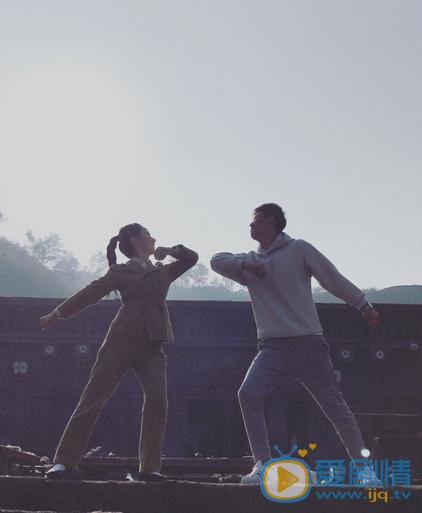 周奕彤片场照 周奕彤高清写真_周奕彤高清剧照