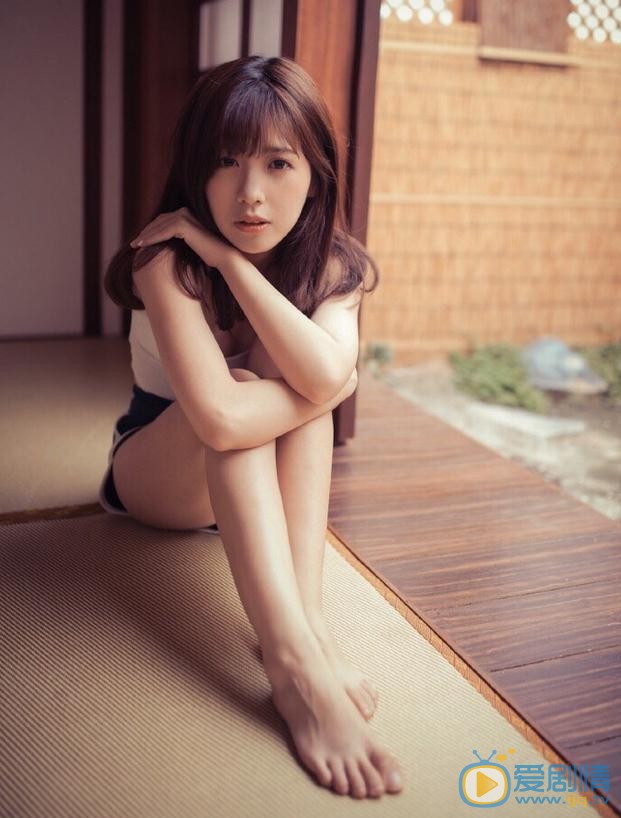 赖美云夏日写真 赖美云高清写真_赖美云高清剧照