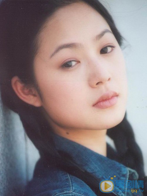周韵早期青涩写真
