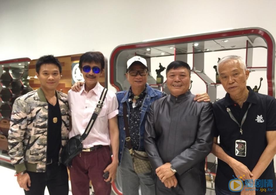 徐沅澔与人合照 徐沅澔高清写真_徐沅澔高清剧照