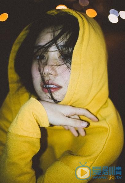 倪珂欣夜色写真 倪珂欣高清写真_倪珂欣高清剧照